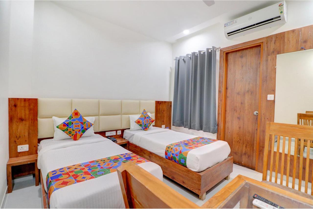Fabexpress The Regalia Inn Lucknow Exterior foto