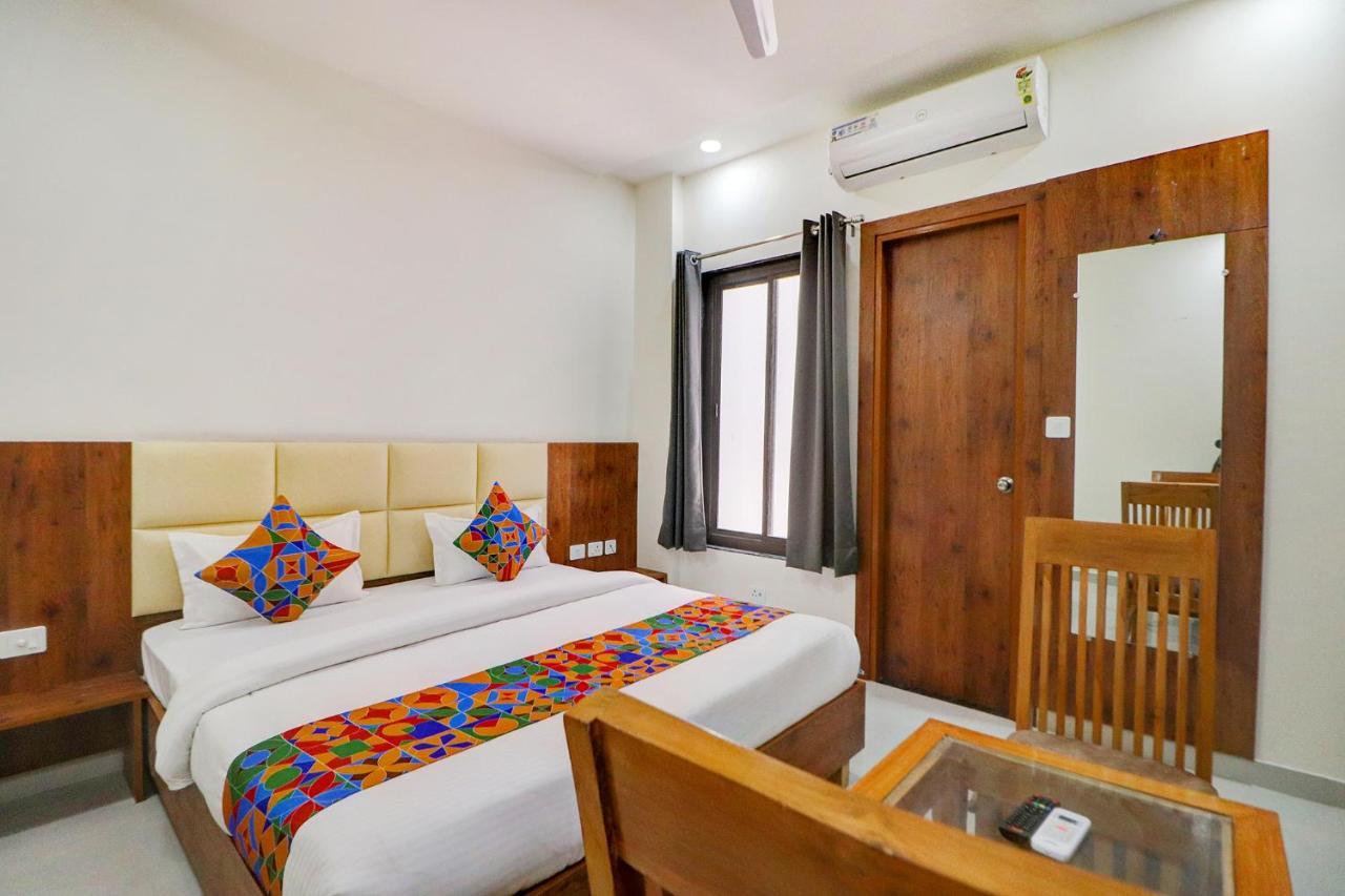 Fabexpress The Regalia Inn Lucknow Exterior foto